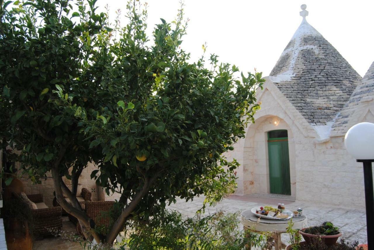 Trullo Le Tre Sorelle Cisternino Exterior foto