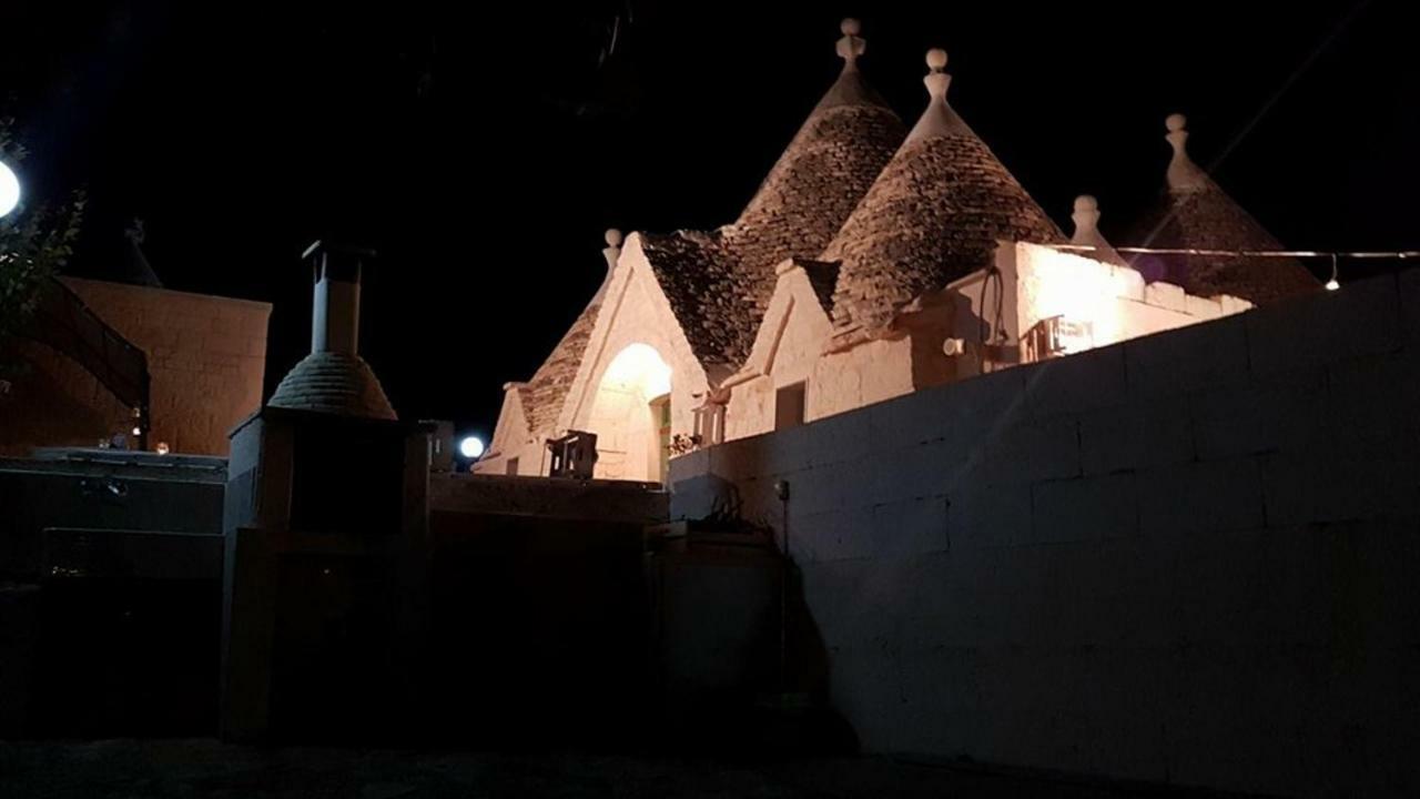 Trullo Le Tre Sorelle Cisternino Exterior foto